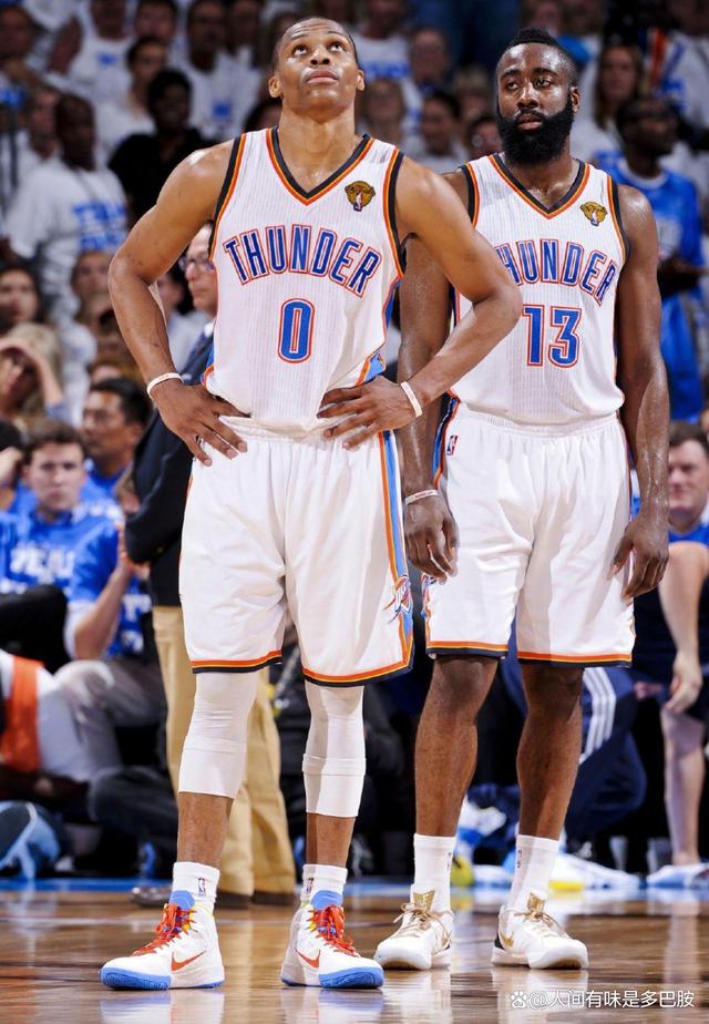 梅西赛后大闹更衣室视频-爱游戏ayx